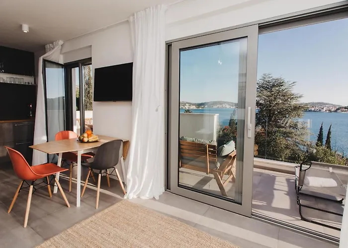 3In1 Holiday Home